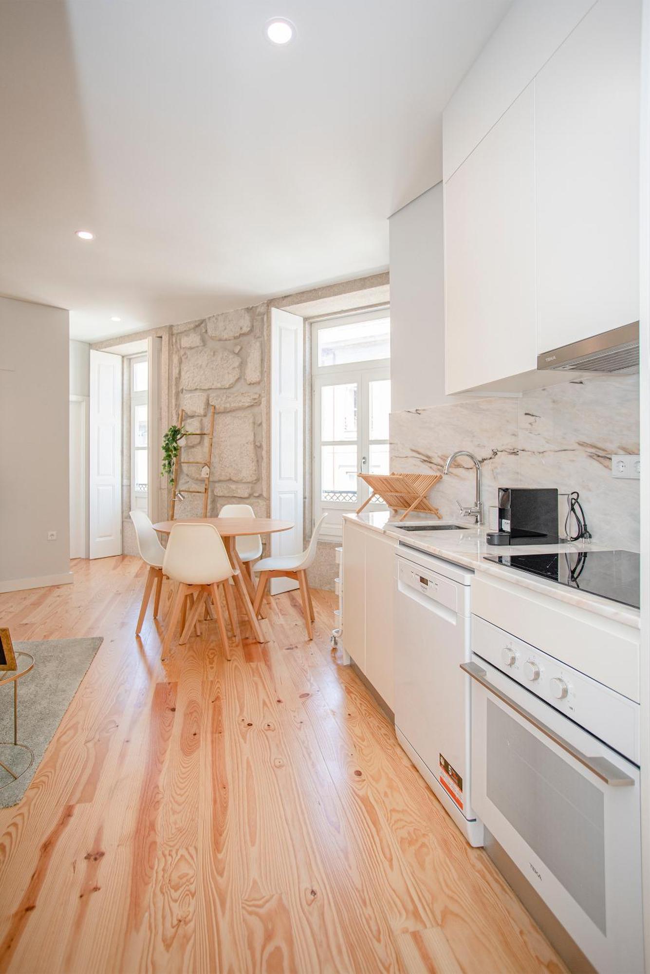 Liiiving In Porto - Aliados Stone Apartment Exterior photo