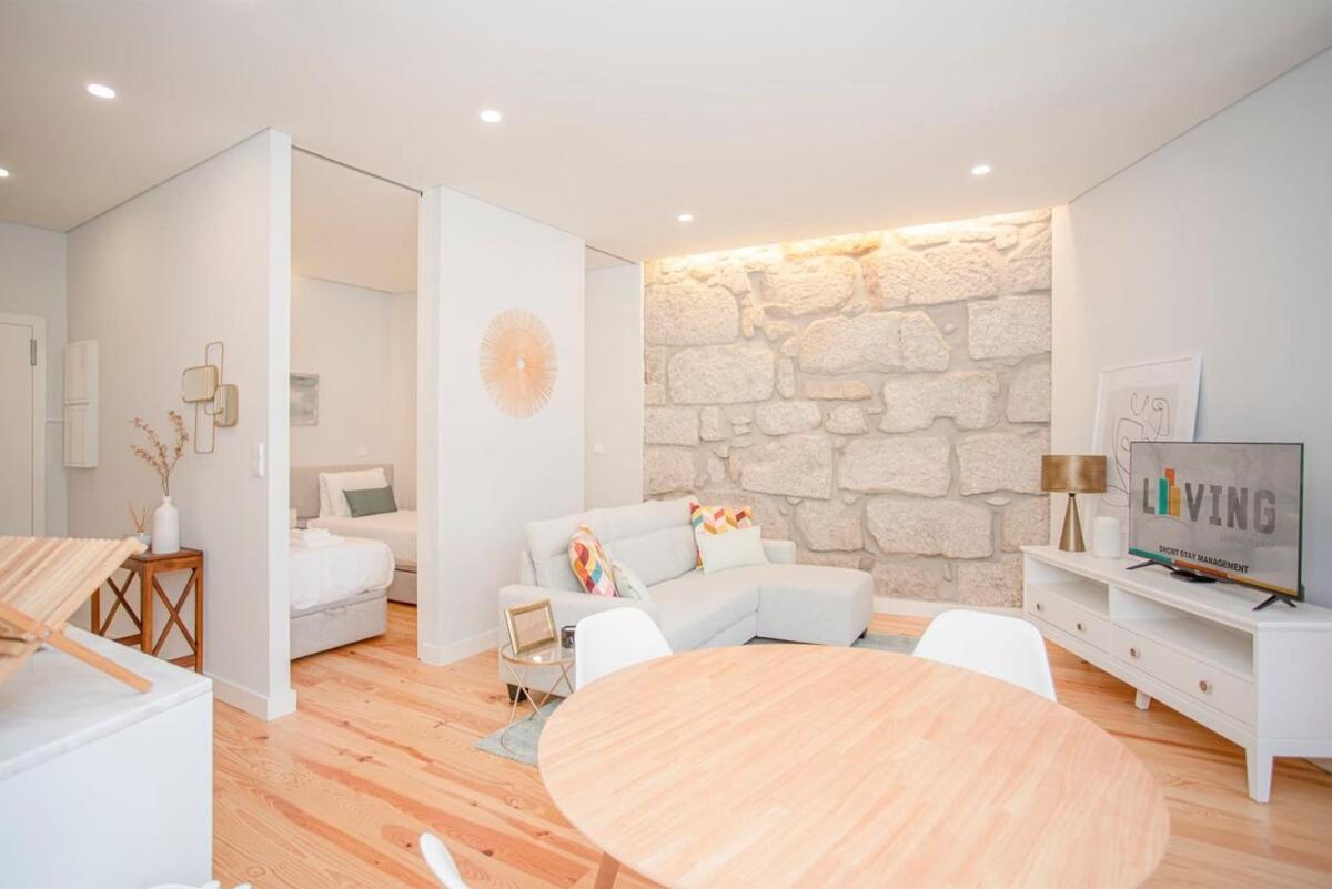 Liiiving In Porto - Aliados Stone Apartment Exterior photo