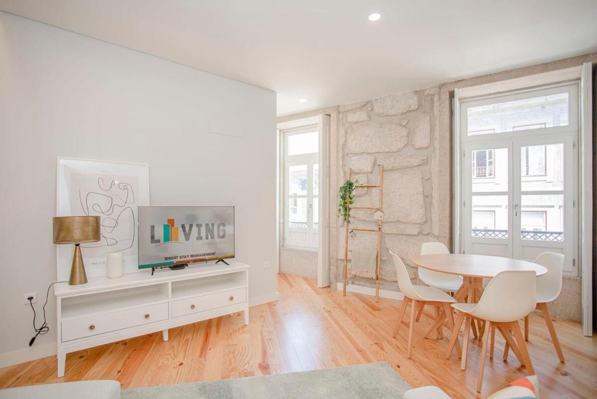 Liiiving In Porto - Aliados Stone Apartment Exterior photo